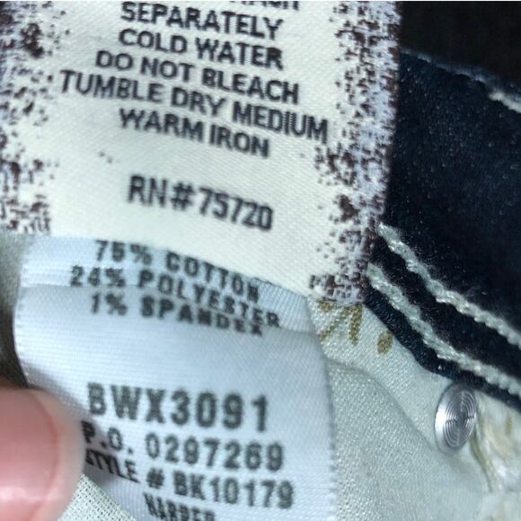 BKE Denim Womens Jeans Blue Denim Mid Rise Harper Crop Capri Stretch 28 - Picture 5 of 11